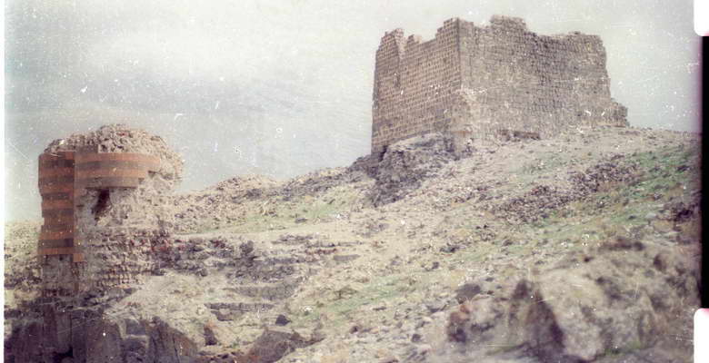 Dünyanın en muhteşem devleti olan Osmanlı İmparatorluğunu kuracak olan Ertuğrul