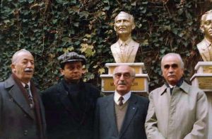 BURSA ESKİ ESERLERİ SEVENLER KURUMU Zafer Ünver[1] Bursa Eski Eserleri