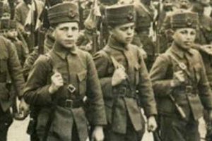 Polemik-11: Hey Onbeşli dediklerimiz, askerlik çağında mıydı?