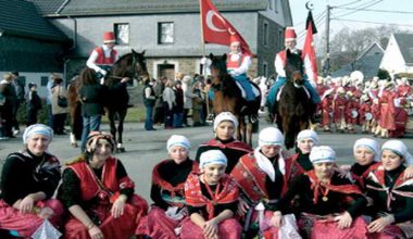 Belçika’nın Türk Köyü’nde muhteşem festival