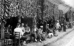1925 Yılında Bursa’da Bir Haffaf Dükkânı