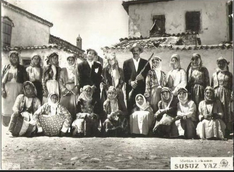 Bu yazımda anlatmaya çalışacağım Urla’ya bağlı Bademler Mahallesi (köyü), Türkiye’de