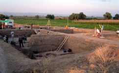 Höyüklerin İzinde Tarih Öncesi Yenişehir Bölgesi Yerleşimleri