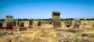 Kaan Arslanoğlu Dilden önce yazının (simgeler) ortaya çıktığı yönünde görüşler