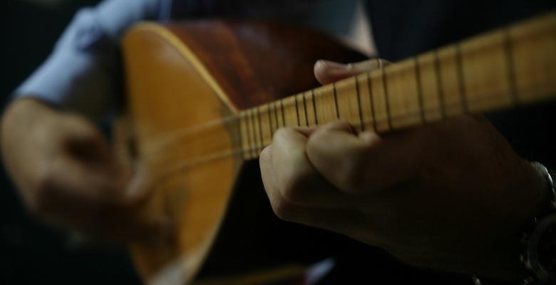 Ülkemizde açılım sözcüğü dilimize tespih oldu. Bilen de bilmeyen de