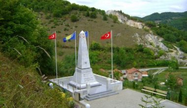 Kamp Amersfoort’da Anma Töreni ve Dünyanın Dört Bir Köşesindeki Türk Şehitlikleri