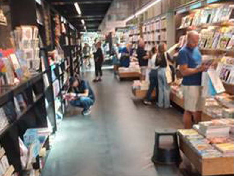 Dünyaca ünlü bu kütüphanenin öyküsü 13. Yüzyılda başlar. Katedralden kütüphaneye