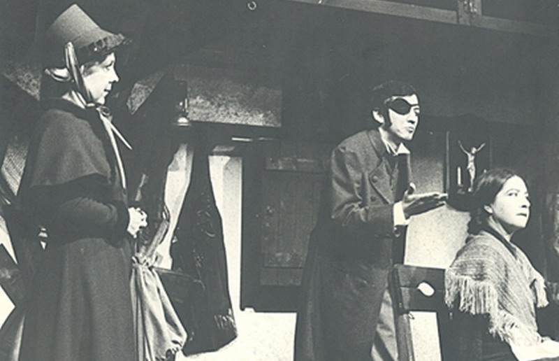 Radyo zamanlarına dönelim mi? Sesini sadece radyodan duyurarak meşhur olan,