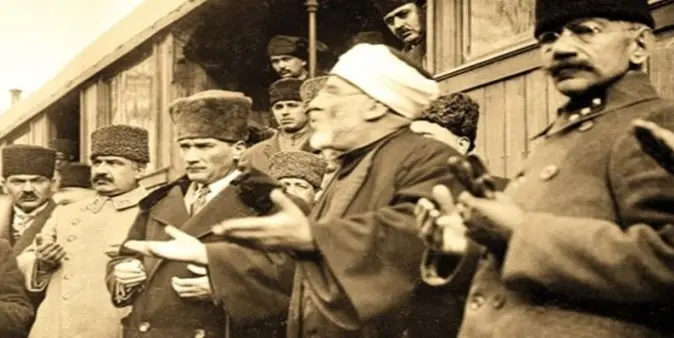 Millî Mücadelenin Efsane Müftüsü Mehmet Rıfat Börekçi